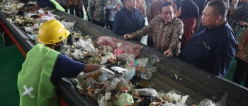 https://img.gesuri.id/crop/350x150/content/2026/07/31/252413/pramono-bakal-siapkan-modifikasi-cuaca-jakarta-2-3-pekan-tanpa-hujan-tZ0hJ2tA7b.jpg
