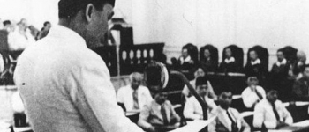 https://img.gesuri.id/crop/350x150/content/2026/08/05/252859/lima-agustus-1945-saat-bung-karno-menyusun-langkah-menyambut-kemerdekaan-indonesia-3Zym8ev0EE.jpg