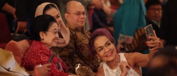 https://img.gesuri.id/crop/350x150/content/2026/08/09/253257/megawati-hadiri-peluncuran-buku-autobiografi-erros-djarot-didampingi-puti-hingga-romy-soekarno-uFRzYtGASb.jpeg