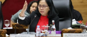 https://img.gesuri.id/crop/350x150/content/2026/08/21/254459/esti-soroti-kesenjangan-antara-kenaikan-anggaran-dan-layanan-pendidikan-EdtqmK2NwC.jpeg