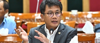 https://img.gesuri.id/crop/350x150/content/2026/08/25/254863/bonnie-persoalan-desil-indikasi-bps-perlu-evaluasi-anggaran-negara-tersedia-untuk-bantuan-masyarakat-wYQ1xwy8uX.jpg