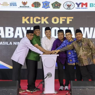 Eri Cahyadi Tegaskan Surabaya Kota Wakaf untuk Kesejahteraan Rakyat