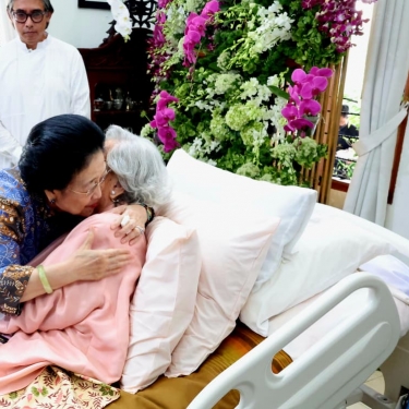 Megawati Ucapkan Duka Mendalam atas Meninggalnya Istri Kapolri Hoegeng