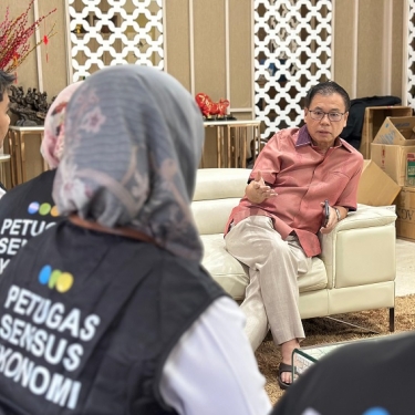 Sambut Petugas SE2026 di Kediamannya, Sofyan Tan Tegaskan Data Sensus Bukan untuk Pajak