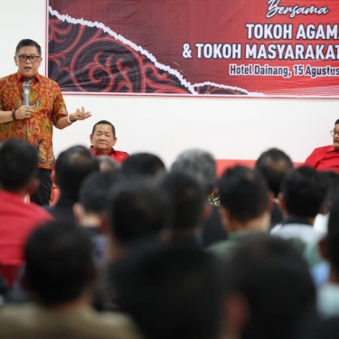 Di Silaturahmi Kebangsaan Samosir, Hasto Ajak Peserta untuk Hening Cipta Doakan Korban Gempa NTT