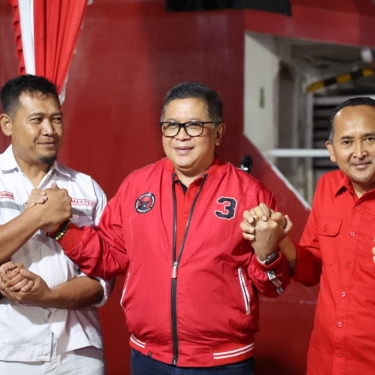 PDIP Lepas Kapal RS Laksamana Malahayati Bantu Korban Gempa di NTT
