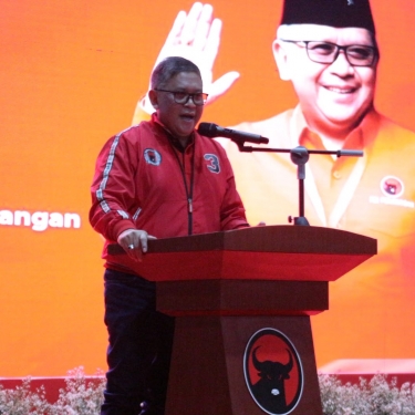 Peringati Hari Lansia dan Kesehatan Mental, Hasto Kristiyanto Tegaskan Pentingnya Penghormatan pada Orang Tua