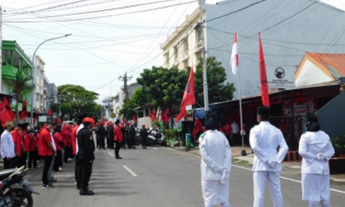HUT Partai ke-49, Banteng Makassar: Kedepankan Rakyat   