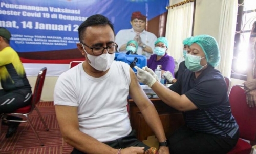 Wali Kota Jaya Negara Resmi Canangkan Vaksinasi Booster 