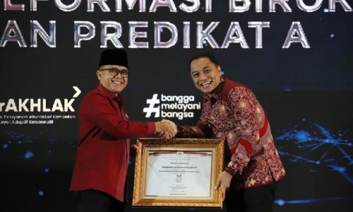 Pemkot Surabaya Raih Peringkat A Indeks Reformasi Birokrasi