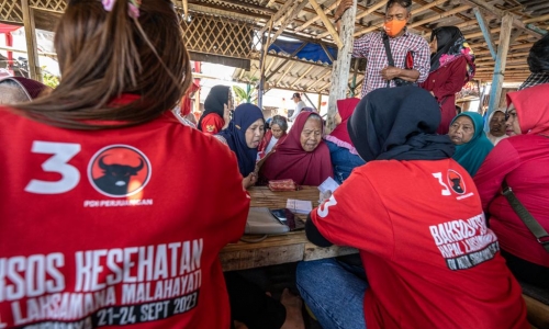 RS Apung Laksamana Malahayati Layani Warga Masyarakat Kota Surabaya