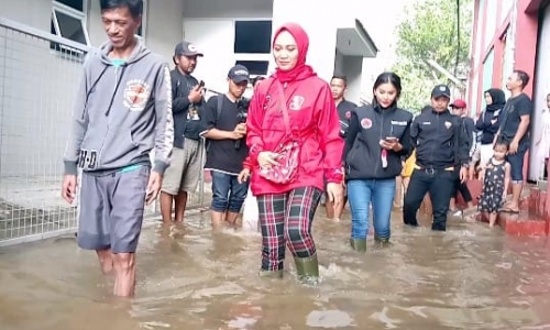 DPC PDI Perjuangan Kabupaten Bandung Gerak Cepat Bantu Korban Banjir