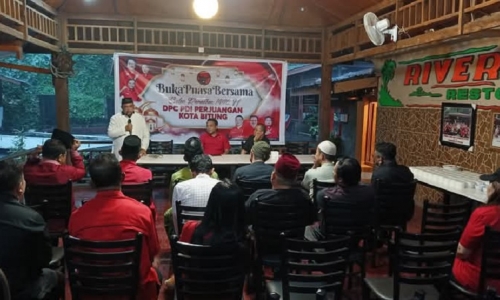 Pengurus PDI Perjuangan Bitung Gelar Bukber Bulan Ramadan, Maurits Mantiri: Sifatnya Wajib