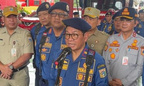 Pramono Isyaratkan Tambah Personel Damkar Tahun Ini