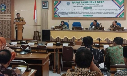 Bupati Ponorogo Sugiri Tandatangani Nota Kesepakatan Perubahan KUA dan PPAS Tahun Anggaran 2025
