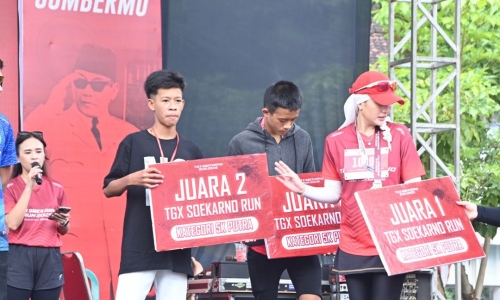 TGX Soekarno Run 2025, Novita Hardini Bagikan 3.000 Beasiswa