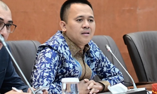 Mufti Anam Desak Telkom Buka Hasil Audit Praktik Mafia Kartu Halo, Investasi GOTO, dan Proyek Fiktif