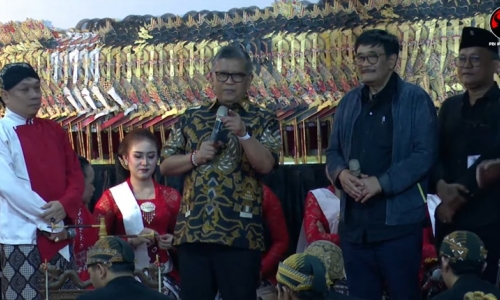 Hasto Kristiyanto: Wayang Mengajarkan Dedikasi Tanpa Pamrih bagi Bangsa dan Negara