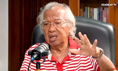 Kesaksian Panda Nababan: Perlakuan Tercela terhadap Jenderal Nasution di Era Soeharto