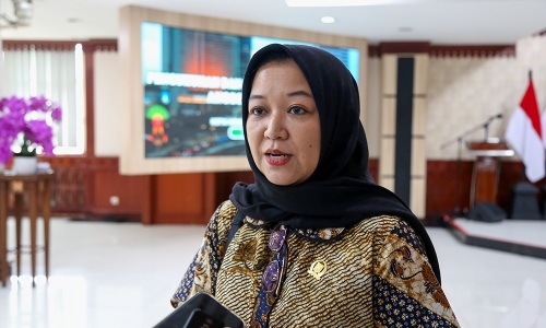 Yuke Minta Dinas Bina Marga Segera Periksa Kondisi Jalan-jalan di Ibu Kota