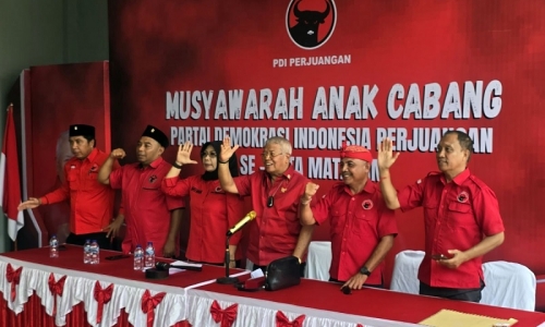 Rachmat Hidayat Tegaskan Tolak Pilkada Lewat DPRD, Saat Buka Musancab PDI Perjuangan Kota Mataram 