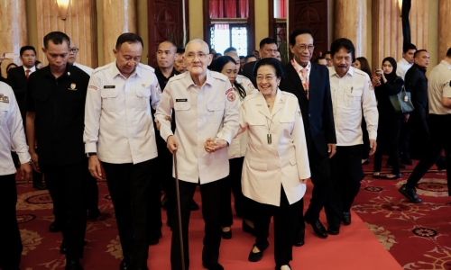 Megawati Soekarnoputri Sampaikan Duka Cita Mendalam atas Wafatnya Jenderal TNI (Purn.) Try Sutrisno