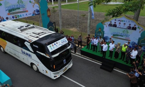 Krisantus Melepas Keberangkatan 1.210 Peserta Mudik Gratis Khatulistiwa 2026