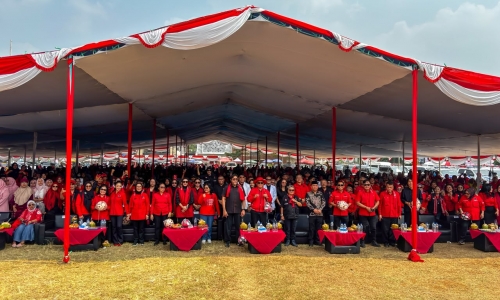 Meriahkan HUT ke-81 RI dan Hari ASI Sedunia, Krisdayanti Bersama Once Mekel Guncang Sukabumi