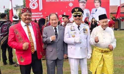 Bupati Yohanes Ontot Adu Jago Masak Nasi Goreng