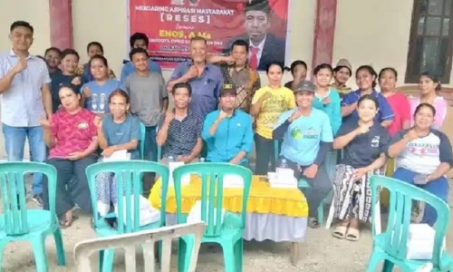 Reses di Taipanggabe, Enos Siap Kawal Aspirasi Jalan Desa Hingga Bibit Pertanian