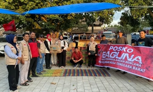 PDI Perjuangan NTB Dirikan Posko Bantuan Kebakaran Sade, Dorong Penataan Ulang Kawasan Adat