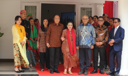 Megawati Sambut Iluwan dan Tokoh Pemikir Dunia