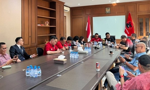 Fabian Kaloh Matangkan Persiapan Pelantikan Badan dan Sayap PDI Perjuangan Sulut