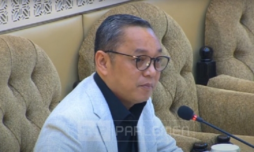Deddy: DPR Bisa Bentuk Pansus Atau Hak Angket Tindaklanjuti Putusan MK Soal Status Pendidikan Gibran 