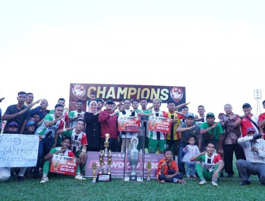 Sujiwo Resmi Tutup Turnamen Sepak Bola Sujiwo Cup II 