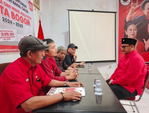 Daftar ke PDI Perjuangan, Kang Dimas Jadi Cawalkot Termuda di Kota Bogor