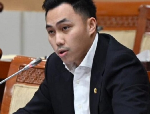 Stevano Rizki Adranacus Apresiasi Prabowo Resmi Naikkan Gaji Hakim Saat Upaya Efisiensi Anggaran 