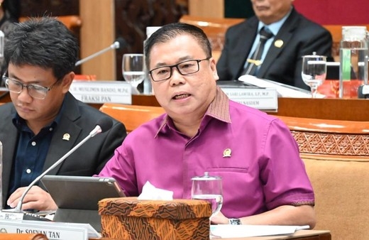 Sofyan Tan Ajak Mahasiswa Berani Koreksi Pernyataan Menteri Kebudayaan