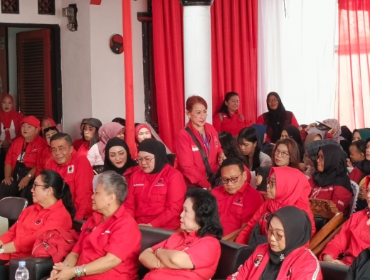PDI Perjuangan Gelar Aksi Sosial di Kota Sukabumi