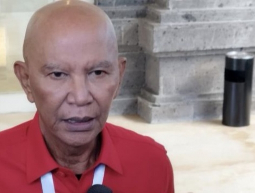 Said Abdullah Salurkan Ratusan Paket Sembako ke Warga Sumenep
