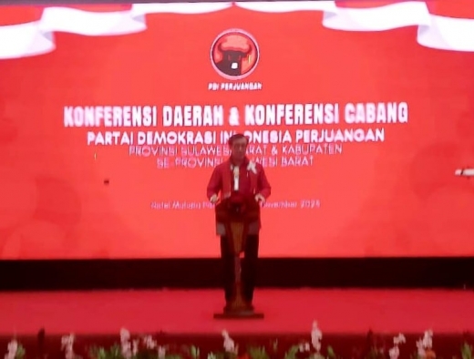 Yasonna Ajak Kader Banteng Sulbar Raih Kemenangan di Pemilu Tahun 2029