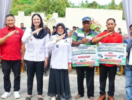 Alex Indra Lukman Kembali Wujudkan Bantuan Pertanian Senilai Rp23,13 Miliar Bagi Kabupaten Dharmasraya