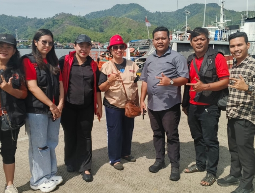 Rumah Sakit Apung Laksamana Malahayati Sandar di Tapanuli Tengah, Layani Pengobatan Gratis untuk Masyarakat
