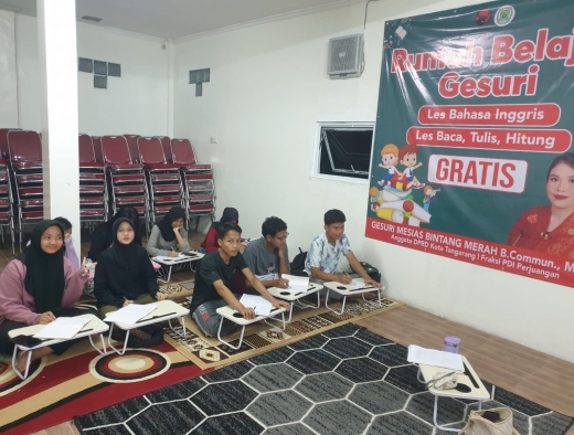 PDI Perjuangan Komitmen Bantu Pendidikan Anak Kurang Mampu