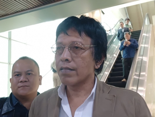 Siswa SD di NTT Akhiri Hidup Karena Tak Mampu Beli Buku, Adian Soroti Anggaran Jumbo MBG Rp335 T