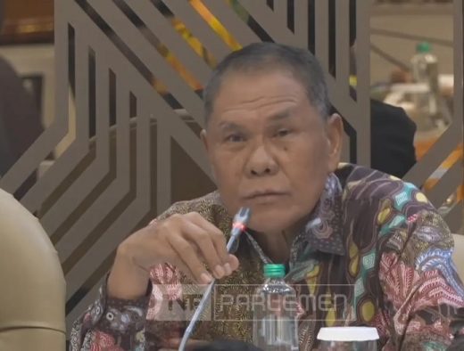 Ahmad Safei Minta Menhub Perhatikan Maraknya Kapal-Kapal Feri Berusia 30-50 Tahun di Rute Penyeberangan Kolaka