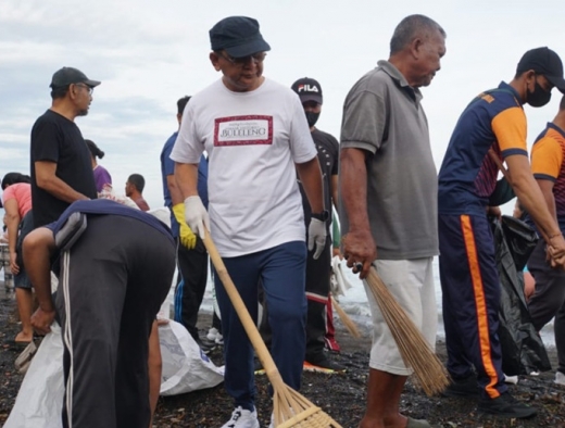 Buleleng Bersih-Bersih Pantai, Dukung Gerakan Indonesia Asri & Gerakan Bali Bersih Sampah