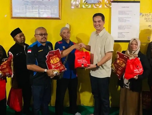 Adisatrya Suryo Sulisto Salurkan 300 Paket Sembako ke Masyarakat Perantau Asal Banyumas dan Cilacap
