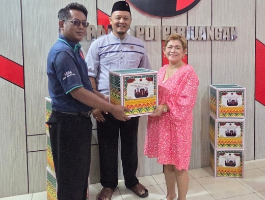 Banteng Kota Yogyakarta Berikan Apresiasi Terhadap Petugas Garda Terdepan di Lingkungan DPRD