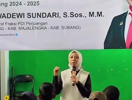 Ineu Purwadewi Dorong Optimalisasi Pajak Kendaraan Saat Tinjau Pelayanan di Bekasi